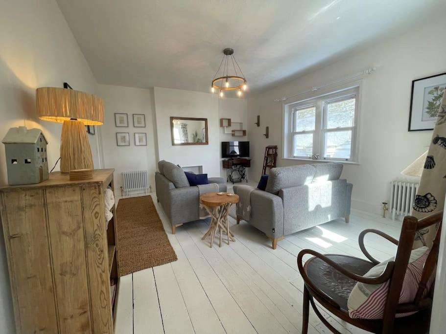 Top Deck - Fresh, Stylish Seaside Apartment Ventnor Eksteriør bilde