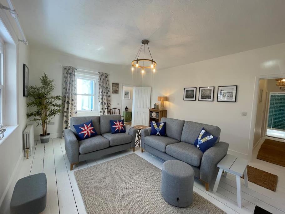 Top Deck - Fresh, Stylish Seaside Apartment Ventnor Eksteriør bilde
