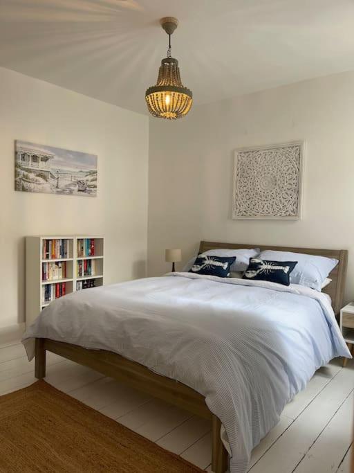 Top Deck - Fresh, Stylish Seaside Apartment Ventnor Eksteriør bilde